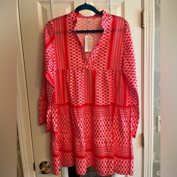 Dress Eextremely light, no tag showing material. Size S - Picture 1 of 4